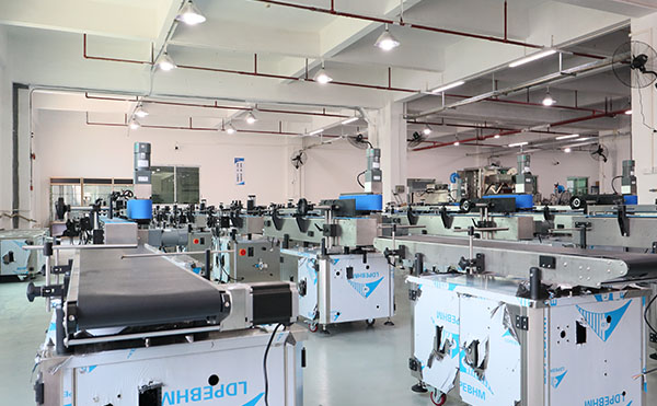 全自動分頁平面貼標(biāo)機,分頁平面貼標(biāo)機,全自動貼標(biāo)機